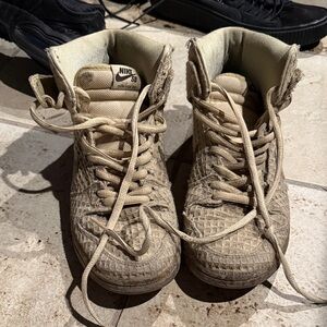 Nike SB Textured Tan High-Tops